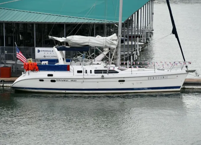 Hunter 45' - Largest Sailing Yacht in Central Texas, Lake Travis