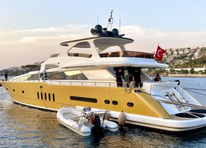 Ultra 101ft Luxury Yacht - Bodrum Coastal Cruises & Overnight Stays