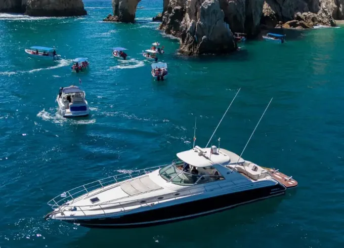 Sea Ray 60’ Yacht in Los Cabos.