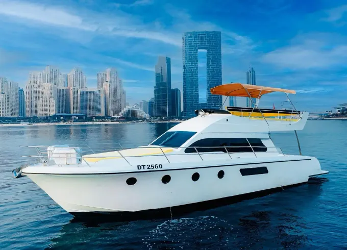 New Luxury 50ft Yacht Charter in Dubai, Best Value for up to 15 Guests