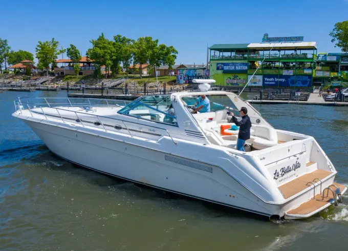 "La Bella Vita" Charter in LOTO, MO