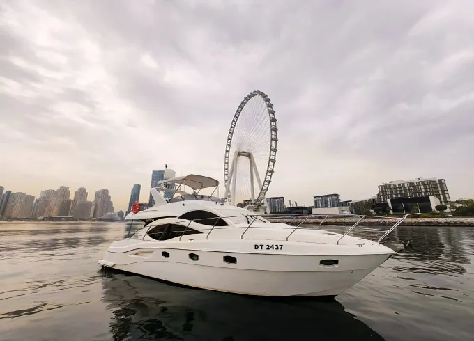 New 2025R Luxury Majesty 50 Ft Yacht Up to 15 Guests Capacity