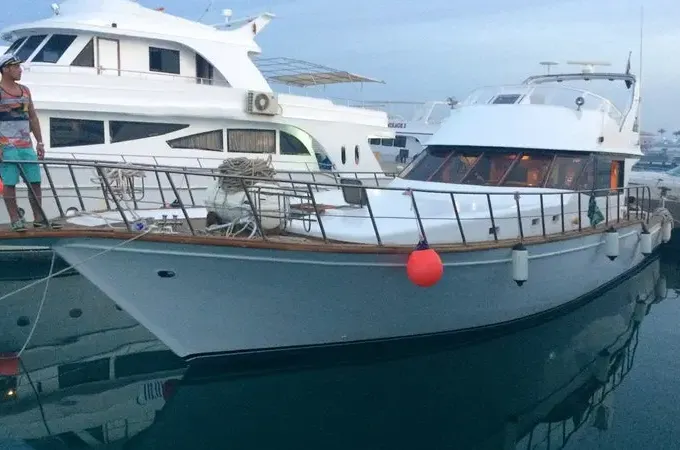 Wooden Design Motor Yacht for 6 People in Hurghada