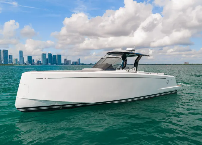 New and Sleek 38 Pardo in Miami