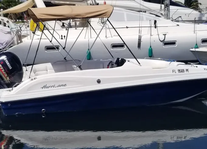 21' Hurricane Deck Boat in Tampa Bay