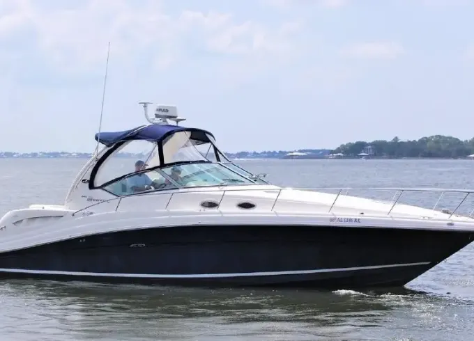 Sea Ray Sundancer 40' Motor Yacht Charter in Cancun