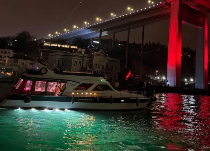 Private 55ft Yacht Charter in Istanbul | Fully Equipped & Ready to Sail