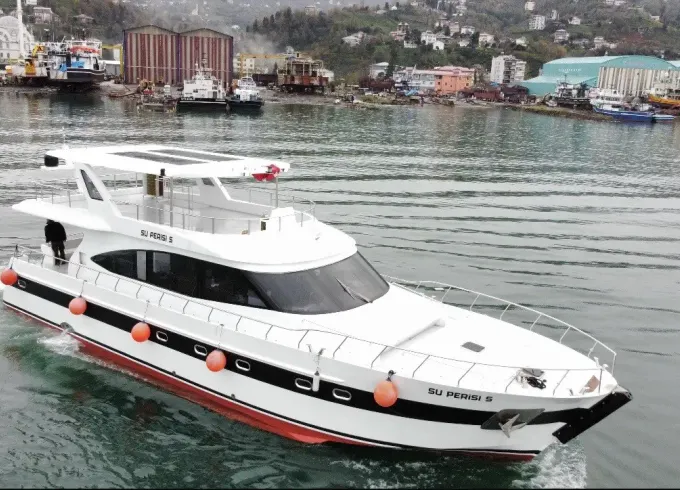Luxury 50-Person Yacht Charter – Premium Bosphorus Experience