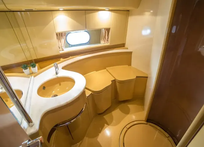 Motor Yacht Ferretti Yacht 19 metres