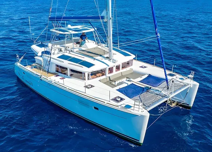 Lagoon 45' All Inclusive From Tulum