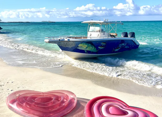Nassau: Sunset Golden Hour Cruise