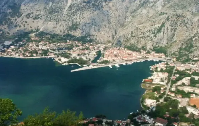 Speed Boat Cruiser Charter in Kotor