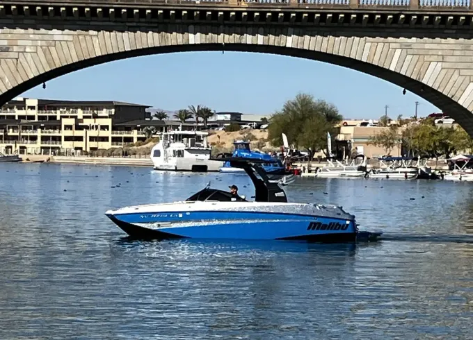 Malibu M235 Wakesurf Boat on Lake Havasu