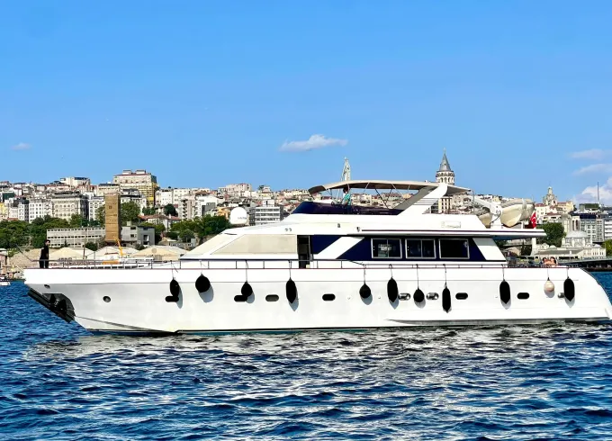 FALCON 80 LUXURY YACHT İSTANBUL'S SPECIAL SUNSET BOSPHORUS TOUR