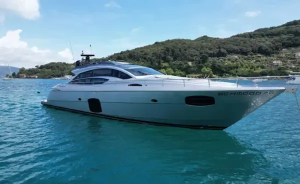 Bold 74ft Mega Yacht with Sporty Performance & Seamless Indoor-Outdoor Living