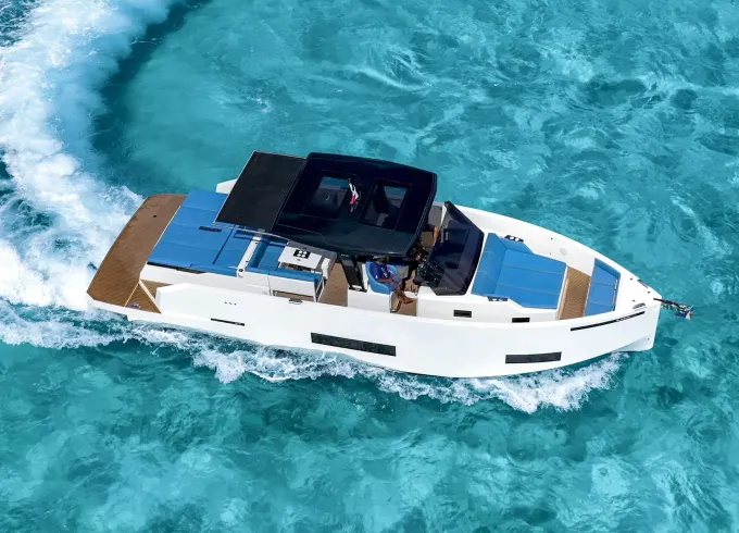 De Antonio 42' Motor Yacht from Tulum. Visit Inah Y Xpu Há