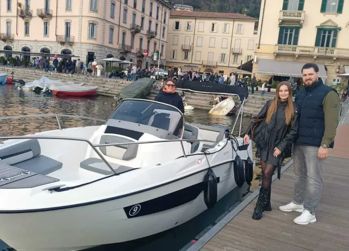 3h “Private Tour” Lake Como on Karnic SL651  Boat