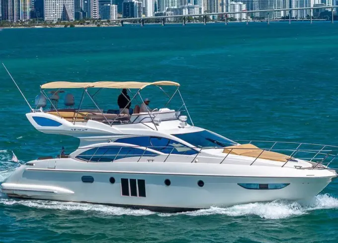 Enjoy 55’ Azimut Luxury Yacht Charter in Miami!