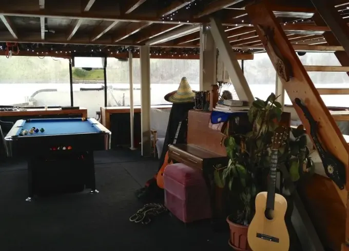 Houseboat Cruises in Paihia, NZ
