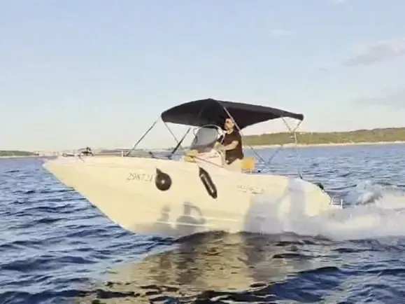 Discover Hidden Bays & Crystal Waters with Jaguar 5.7 RIB