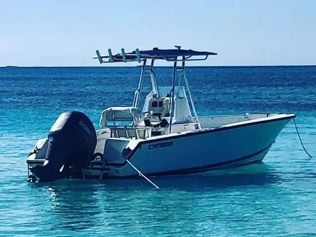 Snorkeling and Cruise on 21' Center Console Tour in Nassau