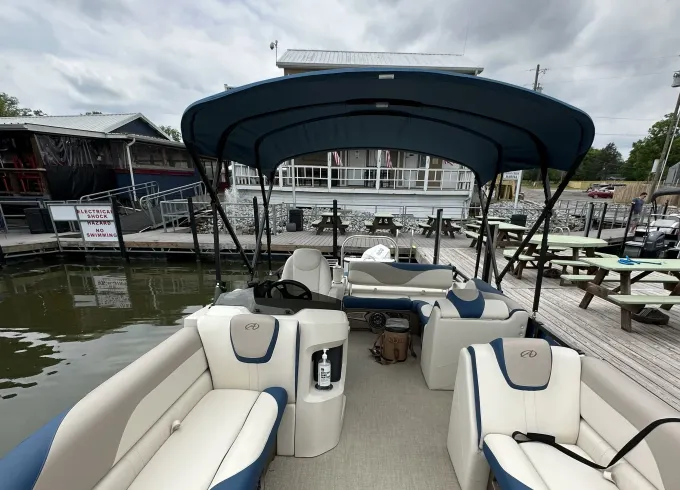2 New Tri-toon Boats “Captain & Fuel included”  Nashville Area Old Hickory Lake
