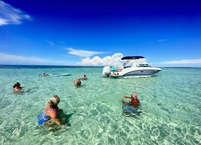 New SeaRay 250 SDX Salty SandBars Key West