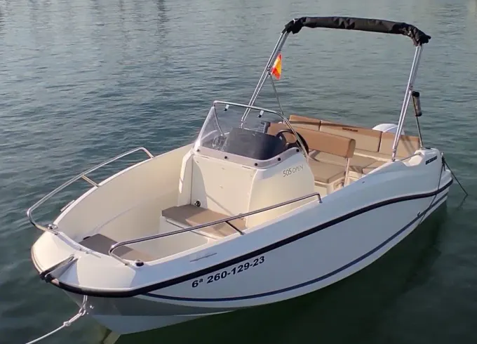 Rent boat B520 'Neptuno' (5p) without licence in Palma, Spain