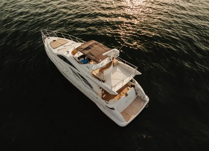 *ONLY NIGHT* sailing in Cartagena Bay.for parties with DJs For 20 passengers