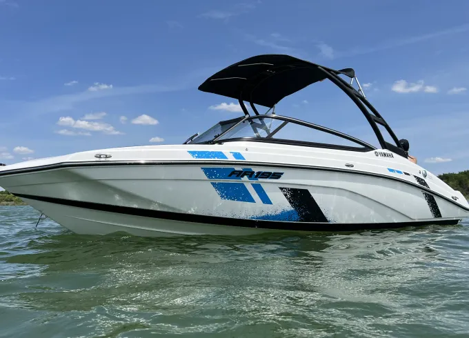 2022 Yamaha AR195 Powerboat Rental at Lake Lewisville