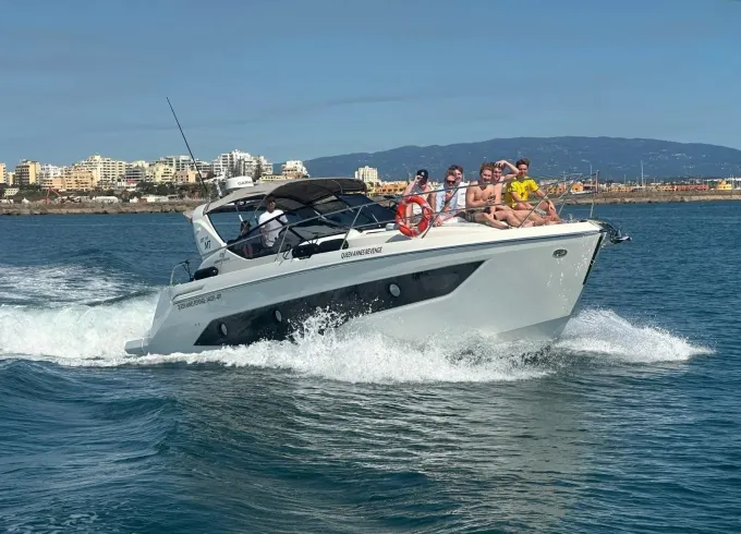 38ft Cranchi Yacht Charter – Half-Day Benagil Caves Cruise from Portimão