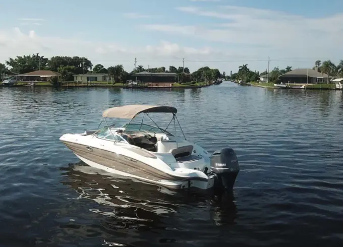 South Wind 27ft 300hp
