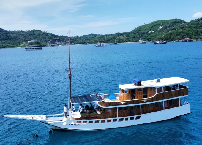 Sailling Komodo Cruise Liveaboard Min 5 Pax