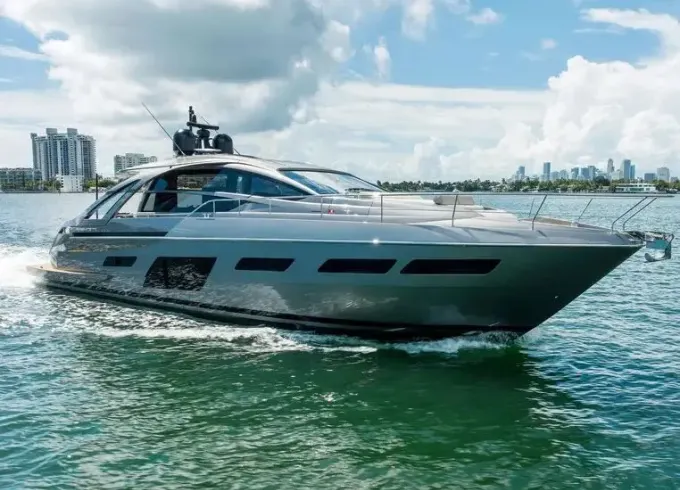 Unleash Luxury: Yacht Pershing 72ft 2023 – Cruise in Style!