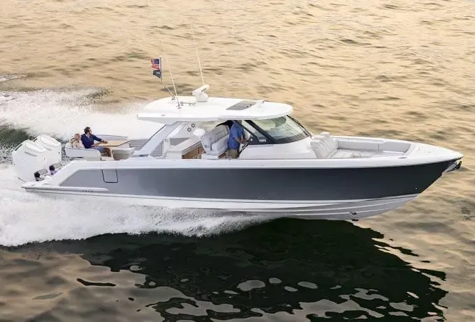 Welcome to our brandnew Tiara 43ft LS - Captain, Crew, Fuel Included
