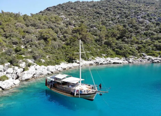 Sail Antalya & Kas on Classic 50' Mediterranean Yacht