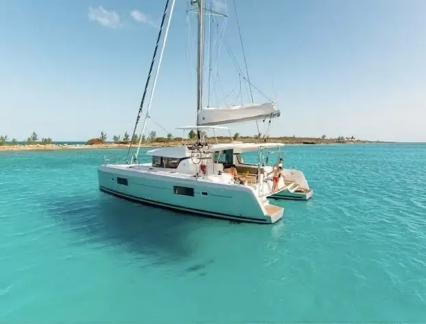 5-Star Lagoon 40ft Catamaran - All Inclusive