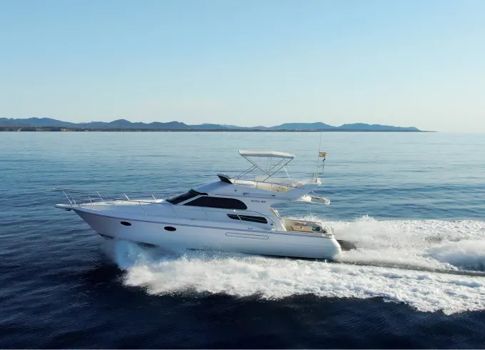 Charter 38' Garin Fly Motor Yacht Rental in Manacor, Illes Balears