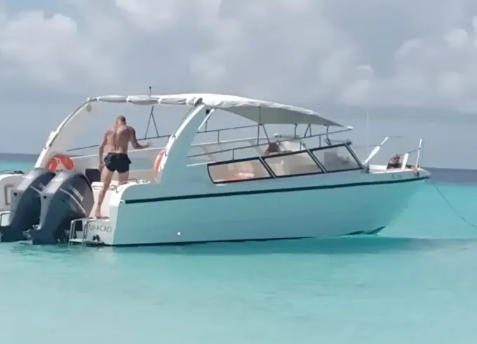 38ft Bestyear Boat Rental | Charters To Explore The Coast Of Curacao