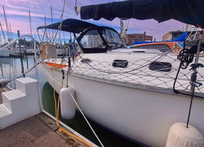 Charter Sailboat Cruiser Motorsail Yacht, in Stamford, Connecticut