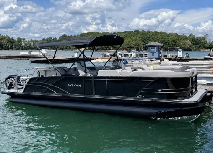 Custom Built 2022 Sylvan L5 DLZ Bar Tritoon for rent in Buford, Georgia