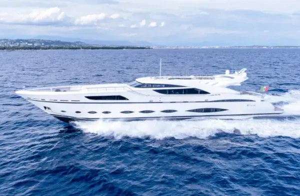 AB 145 – The Pinnacle of Speed and Style by AB Yachts