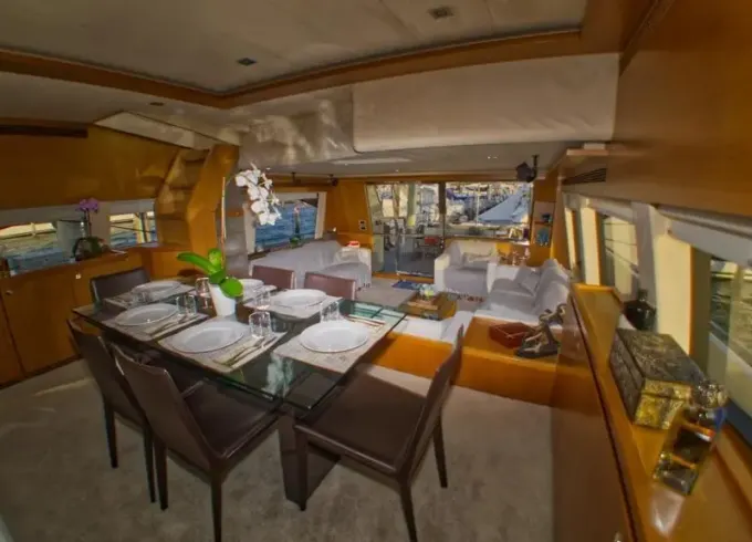 80' Ferretti Flybridge Power Mega Yacht in Miami Beach
