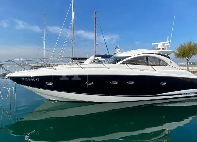 Sunseeker 50 feet  - Top Luxury Yacht in Cancun ( 6 hours min. rental )