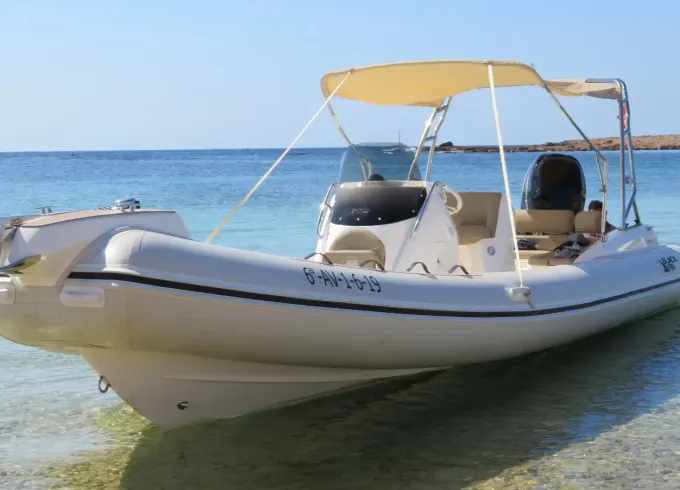 Blackfin Elegance 8 (12 people)