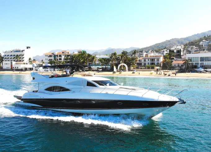 74 Sunseeker Manhattan Sport & Luxury Yacht in Puerto Vallarta