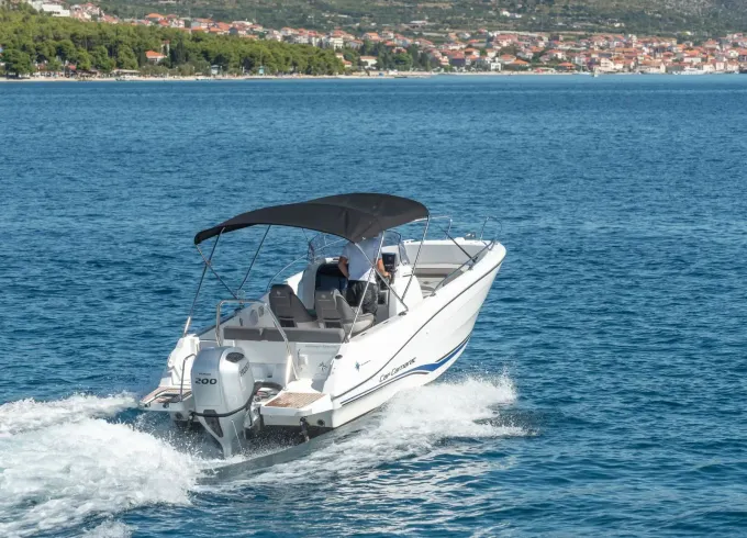 Jeanneau Cap Camarat 6.5 Deckboat Rental in Split, Split-Dalmatia County