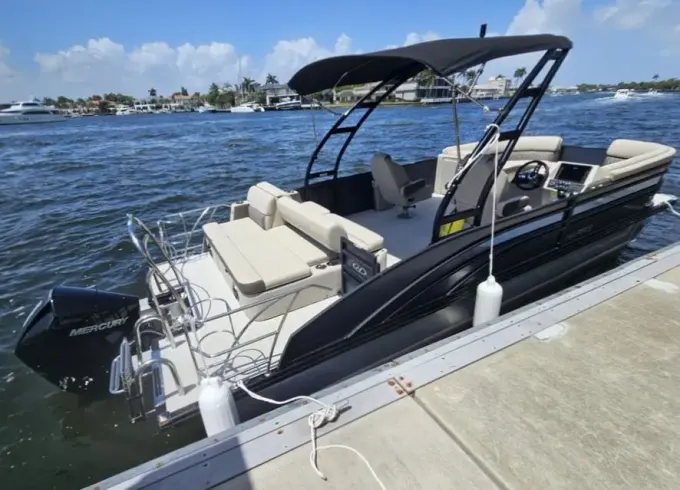 2025 Harris Sunliner 250 Sport Pontoon Boat - 12 Guest Capacity - Captain Option