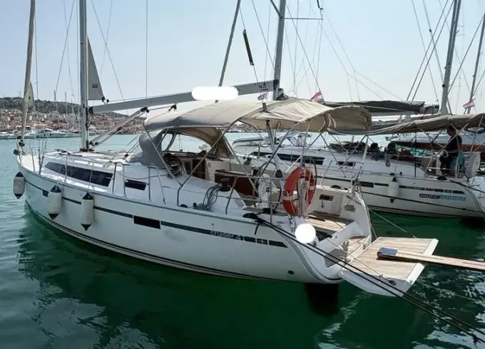 Bavaria 41C Sailing Yacht In Palma, Balearic Islands - 3 Cabins / 2 Toilets