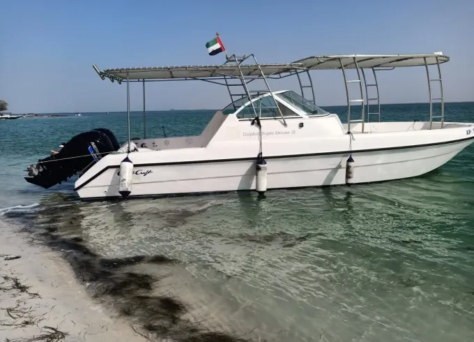8 Passenger Speed Boat Rental in Abu Dhabi